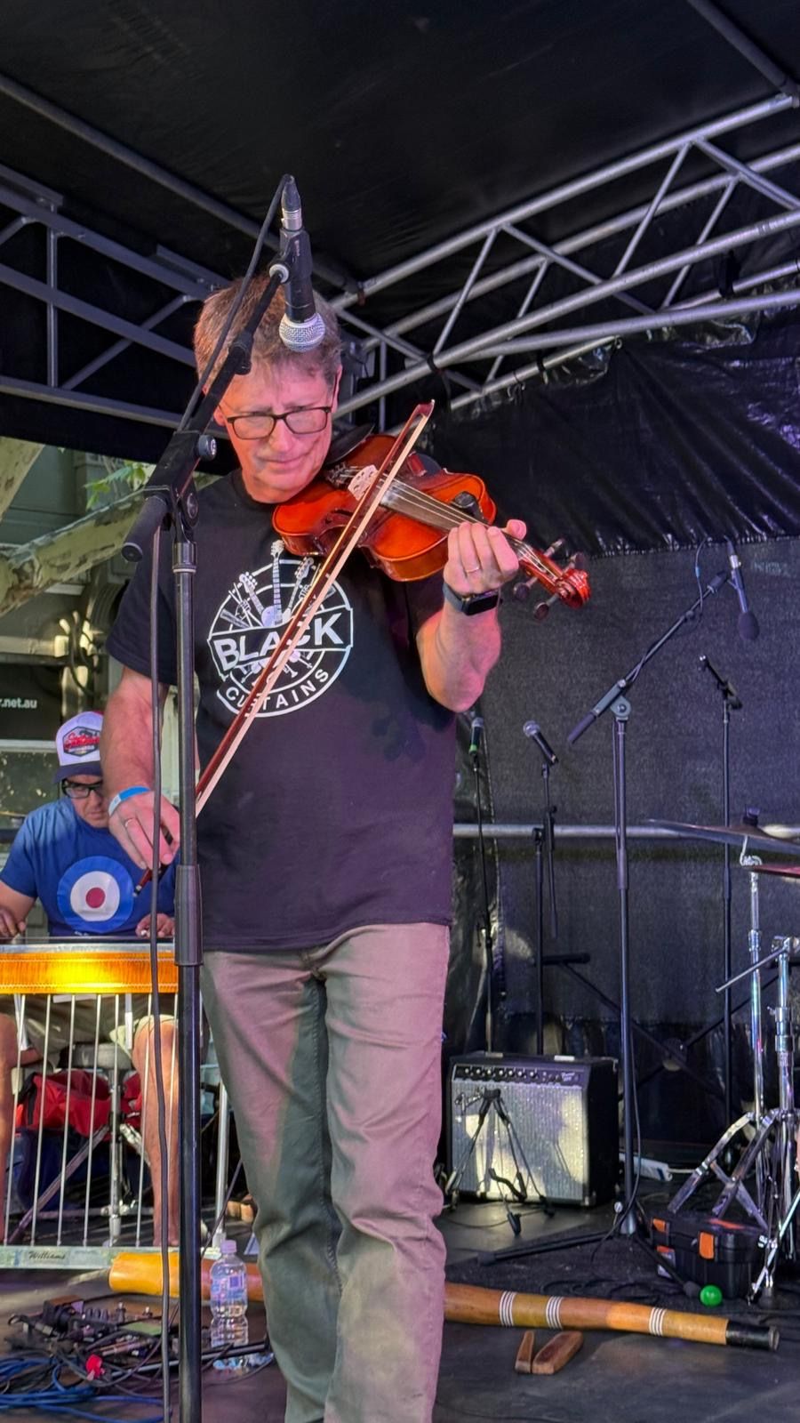 The Black Curtains - Photo 8